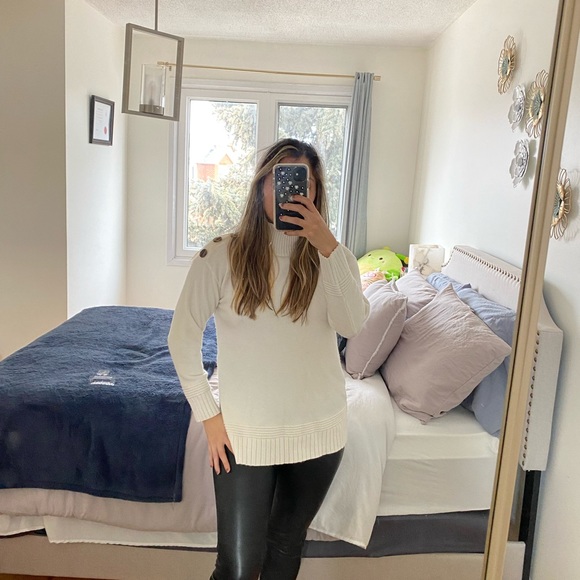 Anthropologie white sweater - Picture 11 of 11